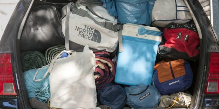 Auto Klub – Prtljažnik vam je premali za sve kofere i torbe? Ovo su najjednostavniji trikovi za dodatan prostor