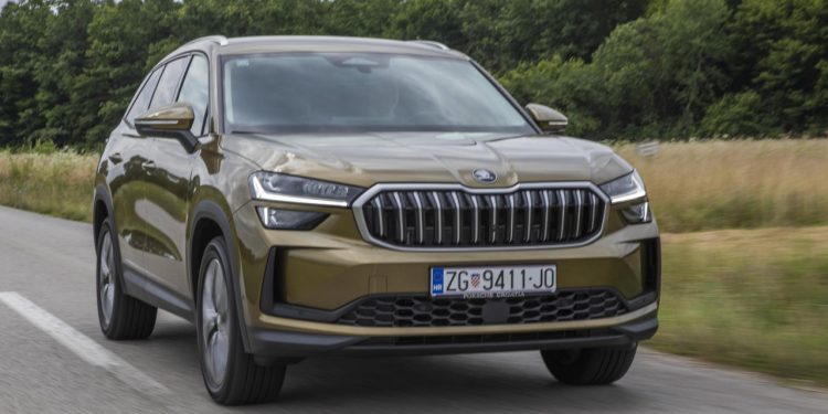 Auto Klub – Prvi smo testirali Škodu Kodiaq 2.0 TDI DSG: Ima adute statusnog SUV-a, a dizelaš mu sjajno pristaje