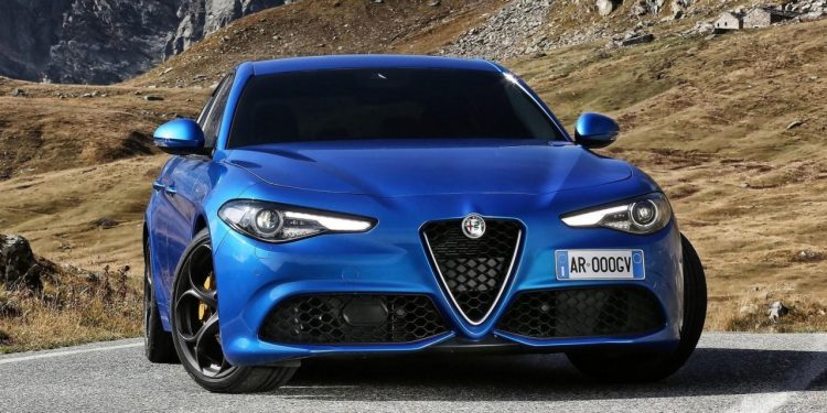 Auto Klub – Šok za Alfiste: Nova Giulia više neće biti limuzina, postat će crossover na struju