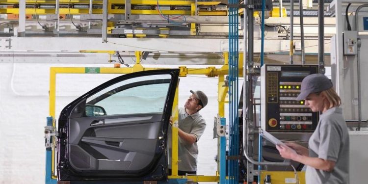 Auto Klub – Sve je ‘namješteno’: Otkrivena tajna zvuka zatvaranja vrata na automobilu. On je lažan, nema veze s kvalitetom