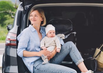 Auto Klub – Vaše dijete mrzi autosjedalicu? Isprobajte ‘genijalan’ trik mlade mame…