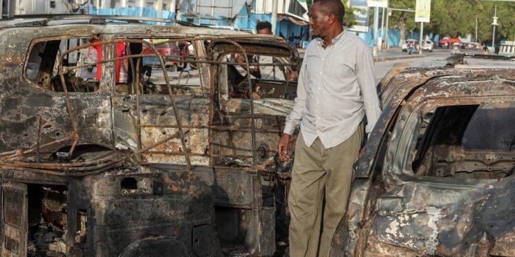 Auto-bomba ubila devet osoba u istočnoafričkoj državi — RT Africa