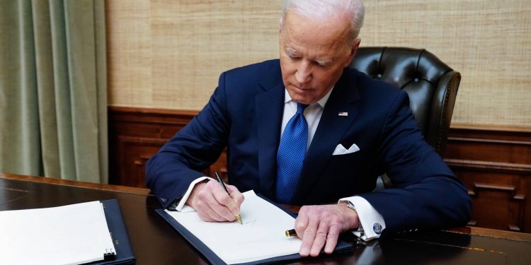 Biden: Potrebno mi je više sna i ne želim nastupati poslije 20 sati