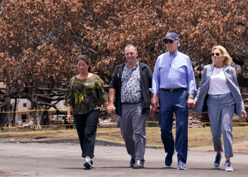Biden bi mogao donijeti odluku o nastavku reizborne kampanje za nekoliko dana, kaže guverner Havaja