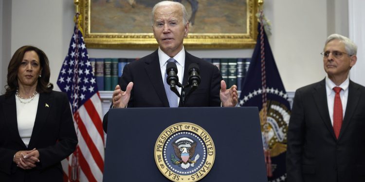 Biden inzistira na Trumpovoj ‘podjeli zemlje’ usred poziva na jedinstvo i snižavanje ‘temperature’ u politici