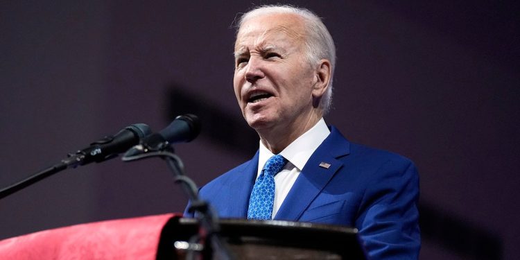 Biden napominje da ‘svijet gleda u Ameriku’ dok se suočava s nadzorom prije nego što bude domaćin samita NATO-a