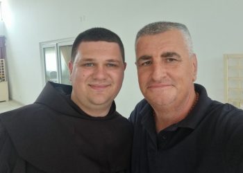 Bulj pozirao s novim sinjskim fratrom: “Neka te kroz život prati zagovor naše majke”