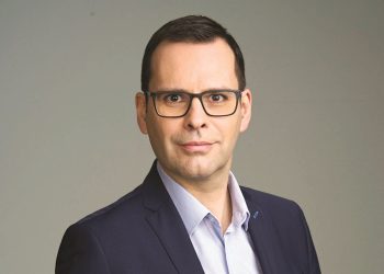 CSABO MOLNÁR: ‘Orbán je Putinov potrčko, on je politički patuljak bez ikakve snage unutar Europe’ | NACIONAL.HR