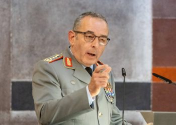 FALI 400.000 VOJNIKA Njemačka predlaže obavezni vojni rok i za žene | NACIONAL.HR