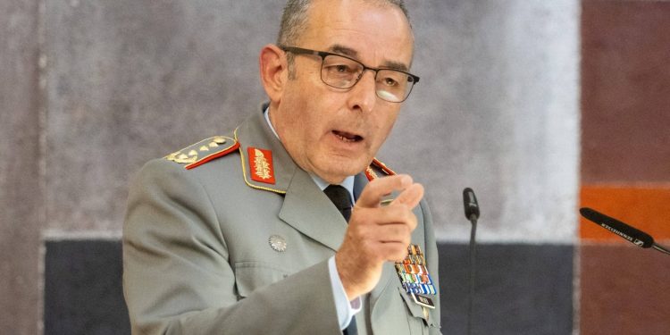 FALI 400.000 VOJNIKA Njemačka predlaže obavezni vojni rok i za žene | NACIONAL.HR