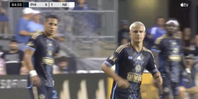 Cavan Sullivan, njegov MLS debi s 14: s 18 bit će za City