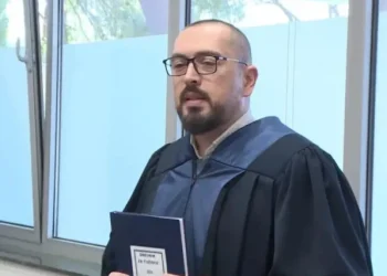 DAO LAŽNE PODATKE Zamjenik glavne tužiteljice optužen za obmanu prilikom dodjele kredita