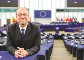 DAVOR IVO STIER: ‘Premijer Plenković i ja imali smo slaganja i neslaganja, ali upravo je u tome snaga HDZ-a’ | NACIONAL.HR