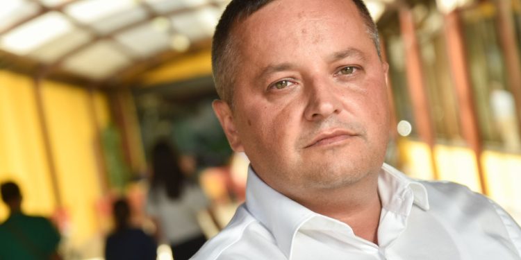 DI SU PARE? Kolarić: ‘HDZ prebacuje odgovornost za zaštićene najmoprimce na Zagreb, a pokrao je novac. Pitanje je…’ | NACIONAL.HR