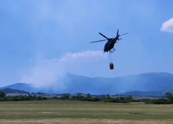DJELOVAT ĆE HELIKOPTER Ponovno aktiviran požar u Gacku