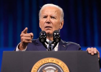 Demokrati planiraju nominirati Bidena na glasovanju prije konvencije jer je stranka i dalje podijeljena