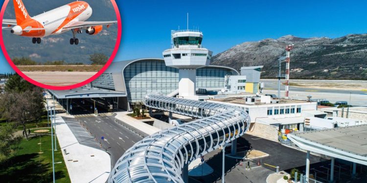 Do podne je u Split sletilo 30 aviona. Očekuje ih se 220