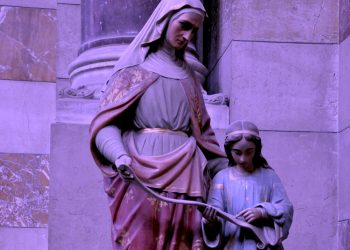 Dogodilo se ukazanje sv. Ane u Francuskoj: ‘Ja sam Ana, majka Marijina i želim ovo’