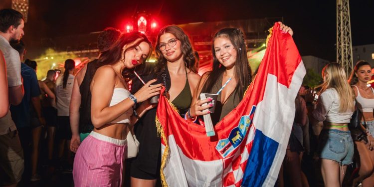 Domovinski pokret: Nismo za zabrane, ali Ultra mora otići iz centra grada