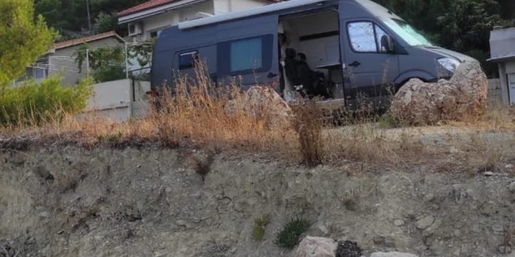 Dosjetili se kako besplatno ljetovati u Hrvatskoj i to u prvom redu do mora: ‘To je ilegalno’