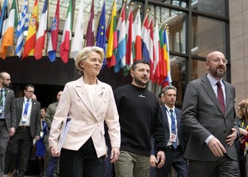 Drama u Europskom parlamentu: Von der Leyen dobila još jedan mandat unatoč presudi suda