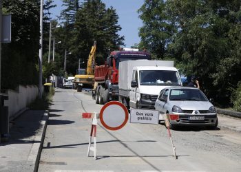 Drama u Zagrebu: Vatrogasci izvukli zatrpane radnike, a onda se javio novi problem