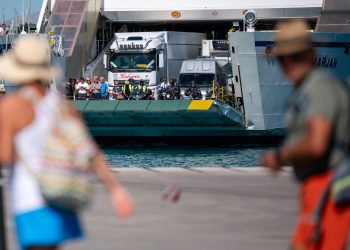 Drama u splitskoj luci, čovjek ostao visjeti na repu trajekta: ‘Putnik nije imao novaca’