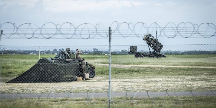Eskalacija: Poljska razmatra da počne obarati ruske projektile iznad ukrajinskog teritorija