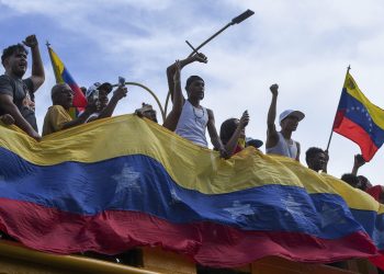 Eskalacija nasilja u Venezueli: Oporba ne odustaje od borbe za vlast