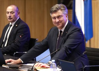 Evo koliko ćemo platiti povišicu Plenkoviću i ministrima: Habijan otkrio pozamašnu cifru