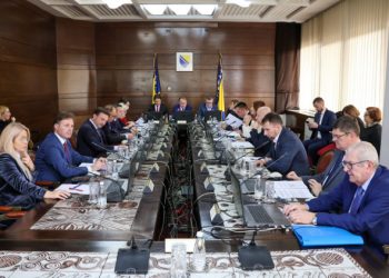 FBiH Vlast je sebe “pripazila” s plaćama, a građanima kako bude