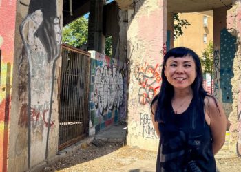 FOTO Japanska ulična umjetnica na Street Art Festivalu u Mostaru