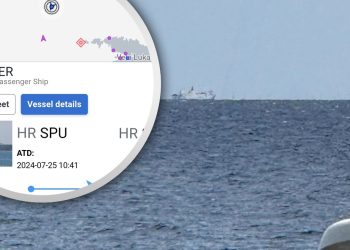 FOTO Snimili smo Olivera kako pluta u Korčulanskom kanalu