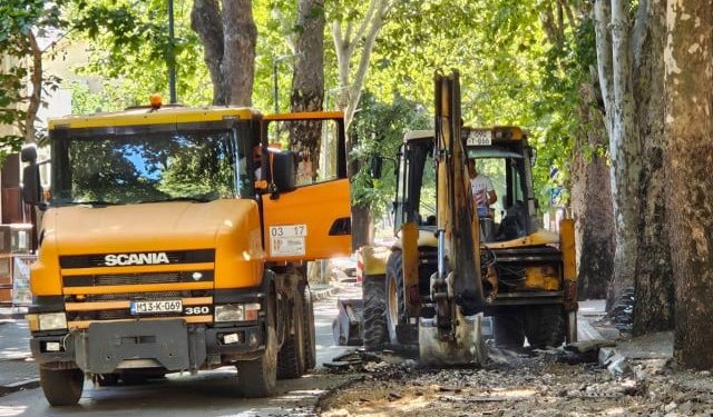 FOTO U središtu Mostara započelo novo kopanje, do kada će trajati – ne zna se