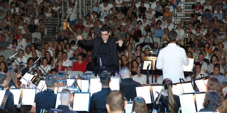 (FOTO) ZAPOČELO 29. SOLINSKO KULTURNO LJETO “Zajedno ste večer učinili čarobnom i nezaboravnom!”