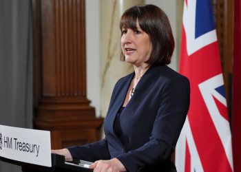 Financije Ujedinjenog Kraljevstva najgore od 1945. – novi kancelar — RT World News