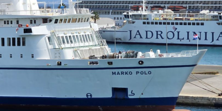 GUŽVA JE SLABA RIJEČ Ovo je gigantski broj putnika koji će ovoga vikenda protutnjati splitskom gradskom i zračnom lukom!