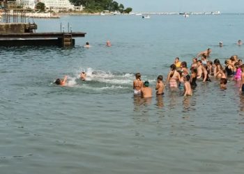 Gotovo stotinu djece u Poreču sudjelovalo u obilježavanju Svjetskog dana prevencije utapanja