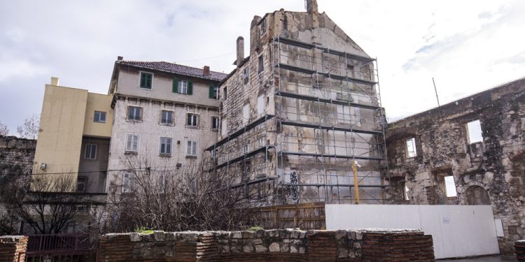 Grad Split će otkupit trosoban stan na Kenjari ako se uopće prodaje. Za 300.000 eura trosoban stan ponudio je pa navodno povukao vlasnik