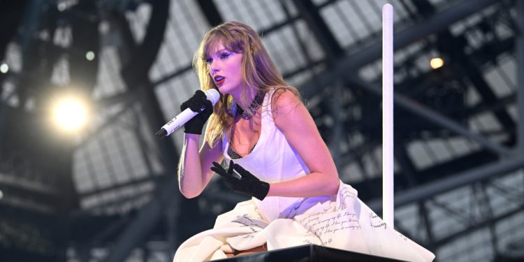 Grad preimenovan po Taylor Swift — RT Entertainment