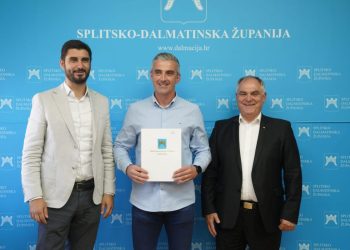 Gradit će se na sve strane: Splitsko-dalmatinska županija potpisala 18 novih ugovora za financiranje izgradnje sportskih objekata. Evo što je sve u planu