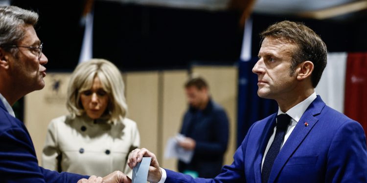 REKORDNA IZLAZNOST Izlazne ankete u Francuskoj: Ekstremna desnica u velikoj prednosti! | NACIONAL.HR