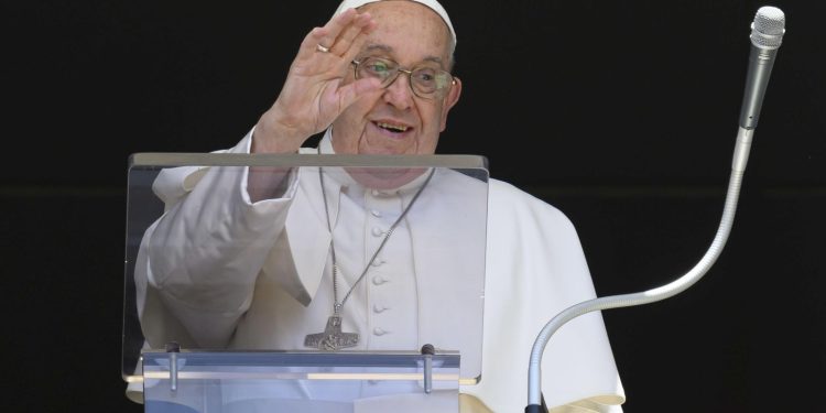 GDJE JE DIJALOG? Papa u Trstu: Očito je da demokracija nije dobrog zdravlja | NACIONAL.HR