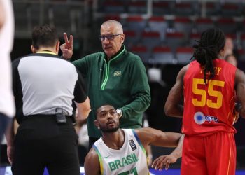 KOŠARKAŠKE KVALIFIKACIJE ZA PARIZ Aco Petrović i Brazil u finalu, slabili protiv Filipina | NACIONAL.HR