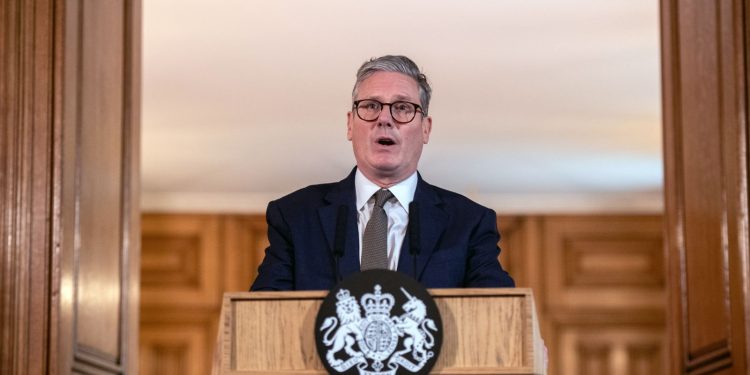 KONTROVERZNA IDEJA Starmer: Nisam spreman nastaviti te trikove | NACIONAL.HR