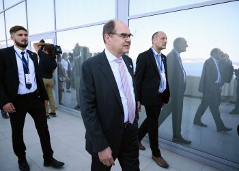 MALO MORGEN Schmidt: ‘Entiteti postoje samo zato što postoji Bosna i Hercegovina. RS nema nikakvo pravo na odcjepljenje!’ | NACIONAL.HR