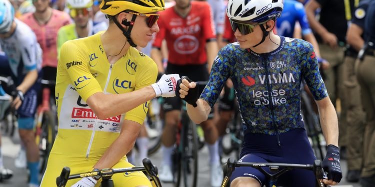 BIZARAN INCIDENT Nepoznati počinitelj gađao slovensku biciklističku zvijezdu čipsom na Tour de Franceu | NACIONAL.HR