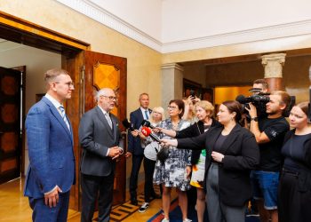 NASLJEDNIK KALLE KALLAS Estonski parlament potvrdio novog premijera desnog centra | NACIONAL.HR