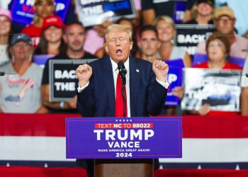 PRVO KRITIKE PA… Trump hvalio svoj odnos s Netanyahuom, napado Kamalu Harris: Njene primjedbe su uvredljive | NACIONAL.HR