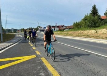 HUMANOST NA DJELU Biciklima vozili od Njemačke do BiH da bi skupili novac za bolesnu djecu